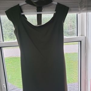 Guess arny green dreee with choker neck detail
